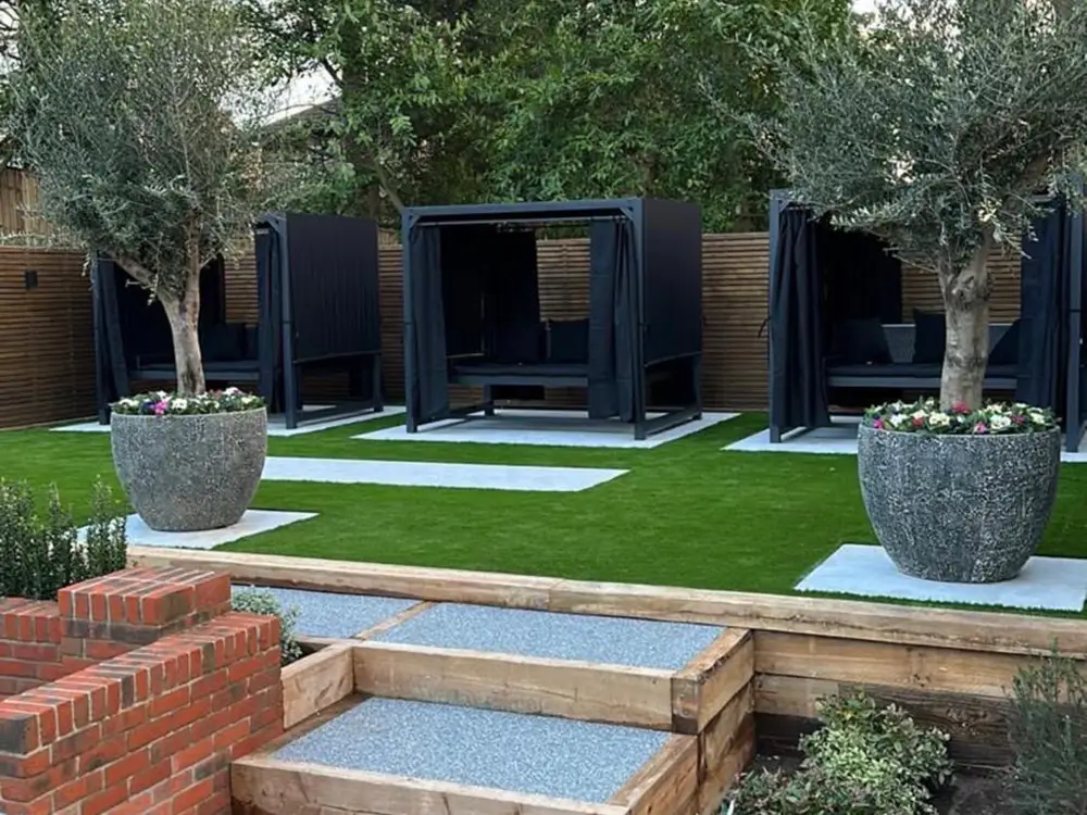 Urban Stone Development - Artificial Grass